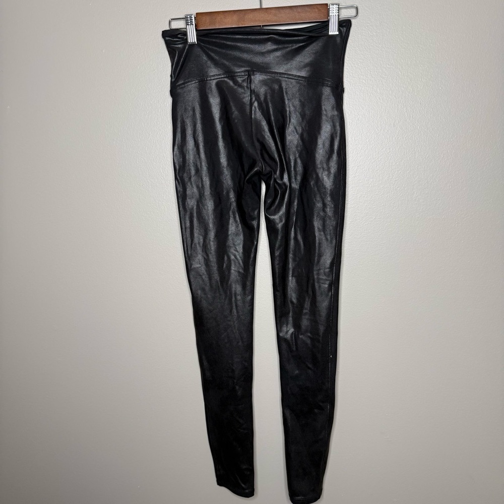 Spanx Faux Leather Leggings size medium - Picture 5 of 6